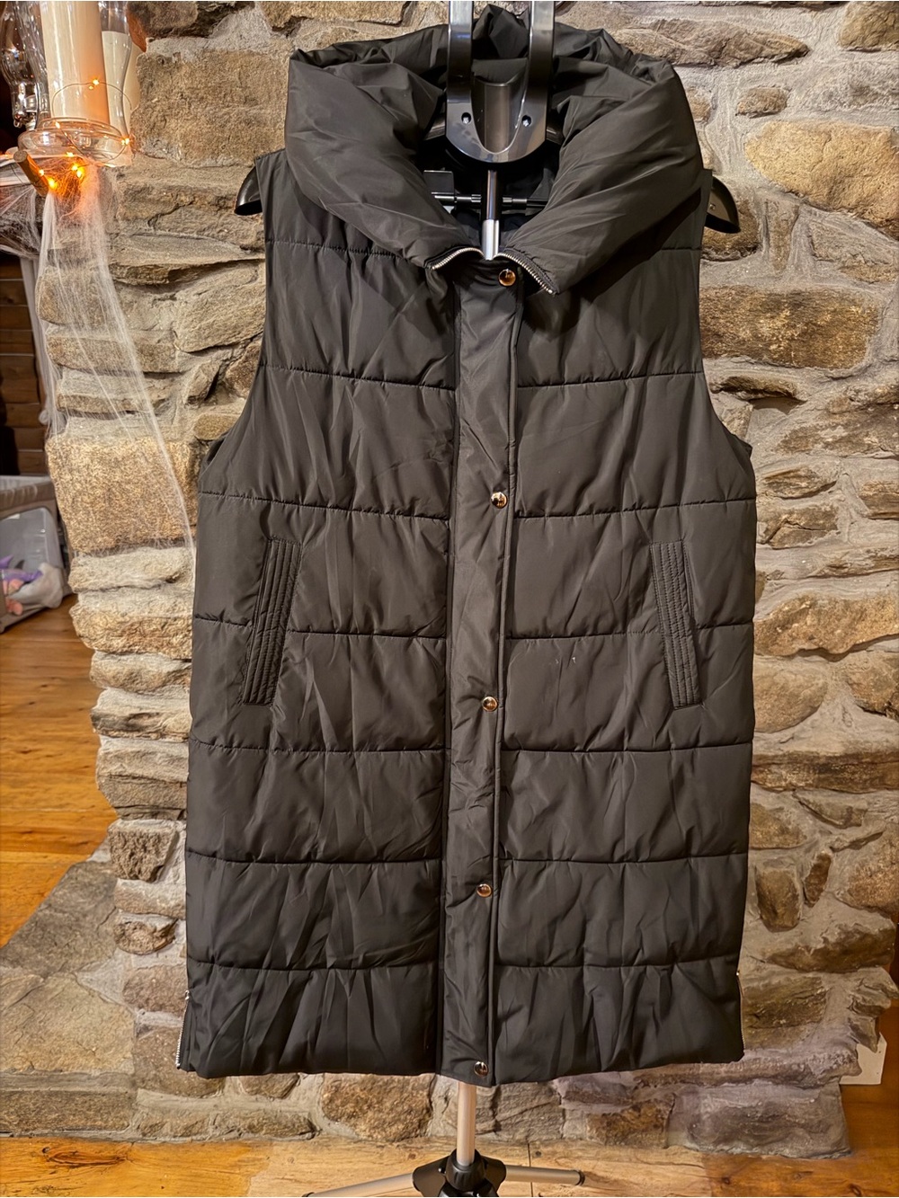 Knee Length Women’s Quilted Sleeveless Puffer Vest - Black